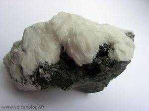Barytine sur blende de Saint-Laurent-Le-Minier (Gard 30)