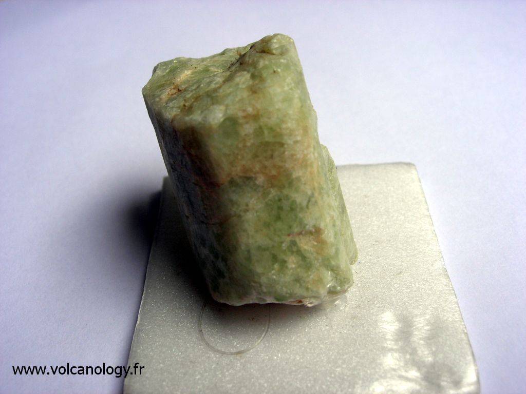 The criteria for recognising minerals by their macroscopic observations ...