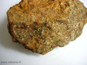 Fluorine de La Barre dans le Puy de Dôme (63, France)