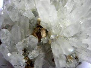 Pyrite sur quartz de Cavnic en Roumanie