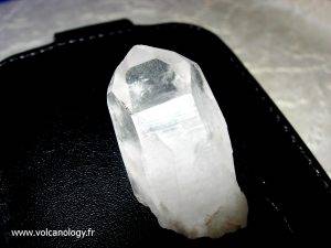 Pointe de quartz incolore (Madagascar)