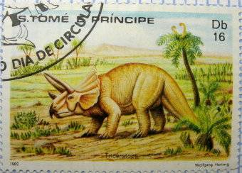Les dinosaures (animaux préhistoriques) : Triceratops - 1982