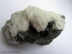 Barytine sur blende de Saint-Laurent-Le-Minier (Gard)